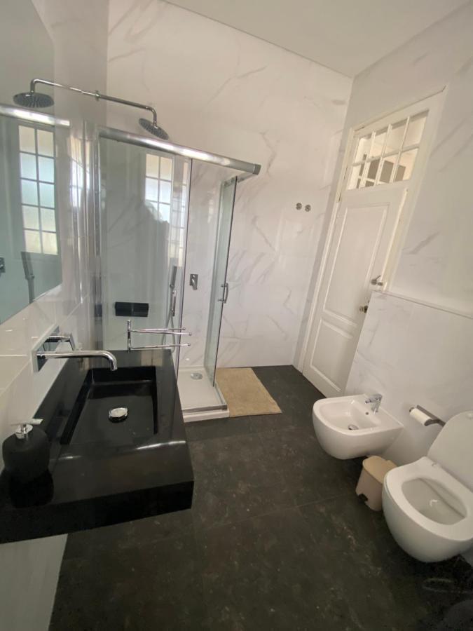Casa Branca Hostel Ericeira Ngoại thất bức ảnh