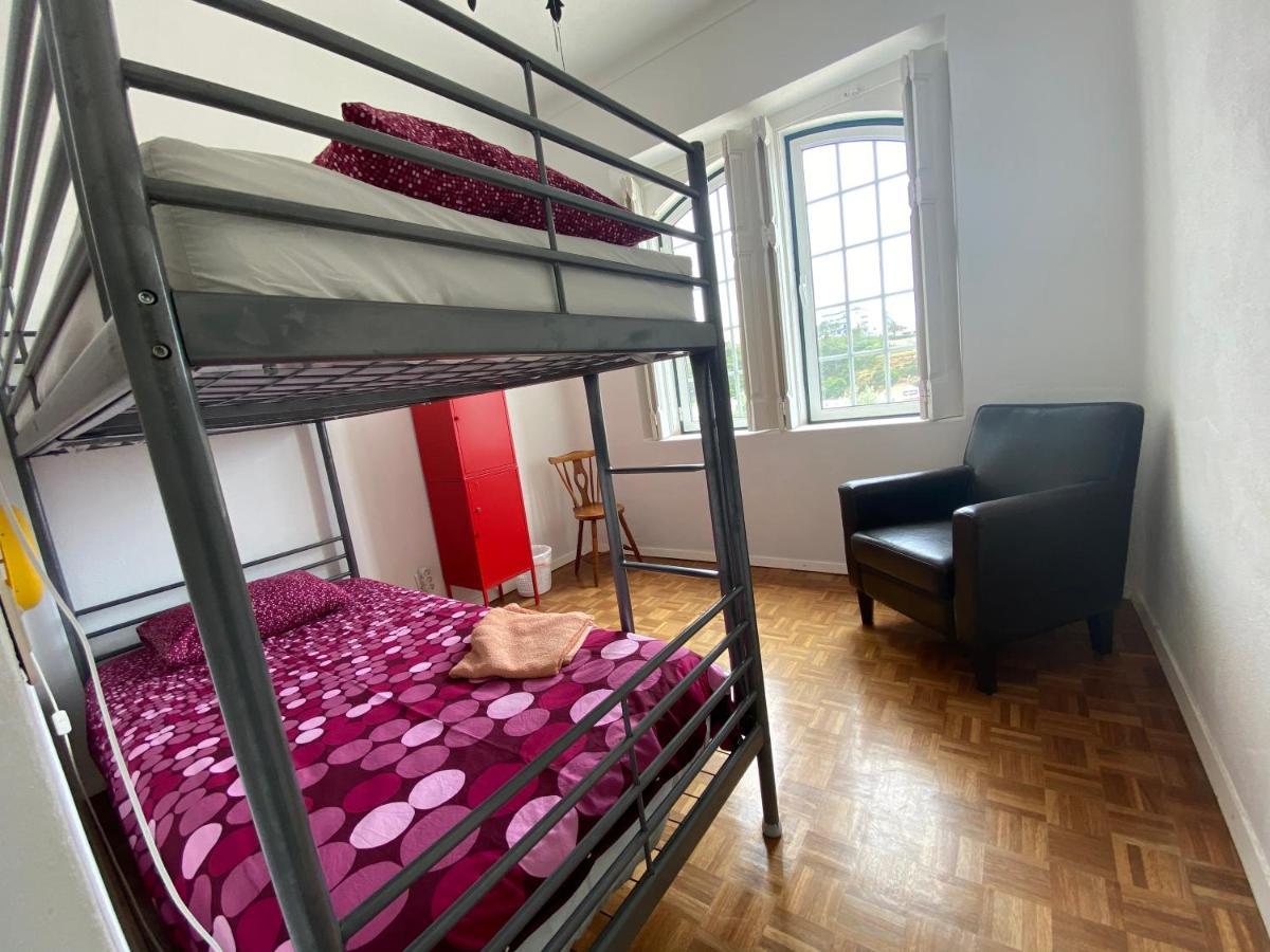 Casa Branca Hostel Ericeira Ngoại thất bức ảnh