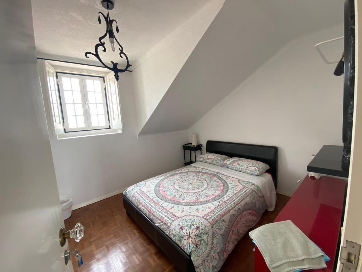 Casa Branca Hostel Ericeira Ngoại thất bức ảnh