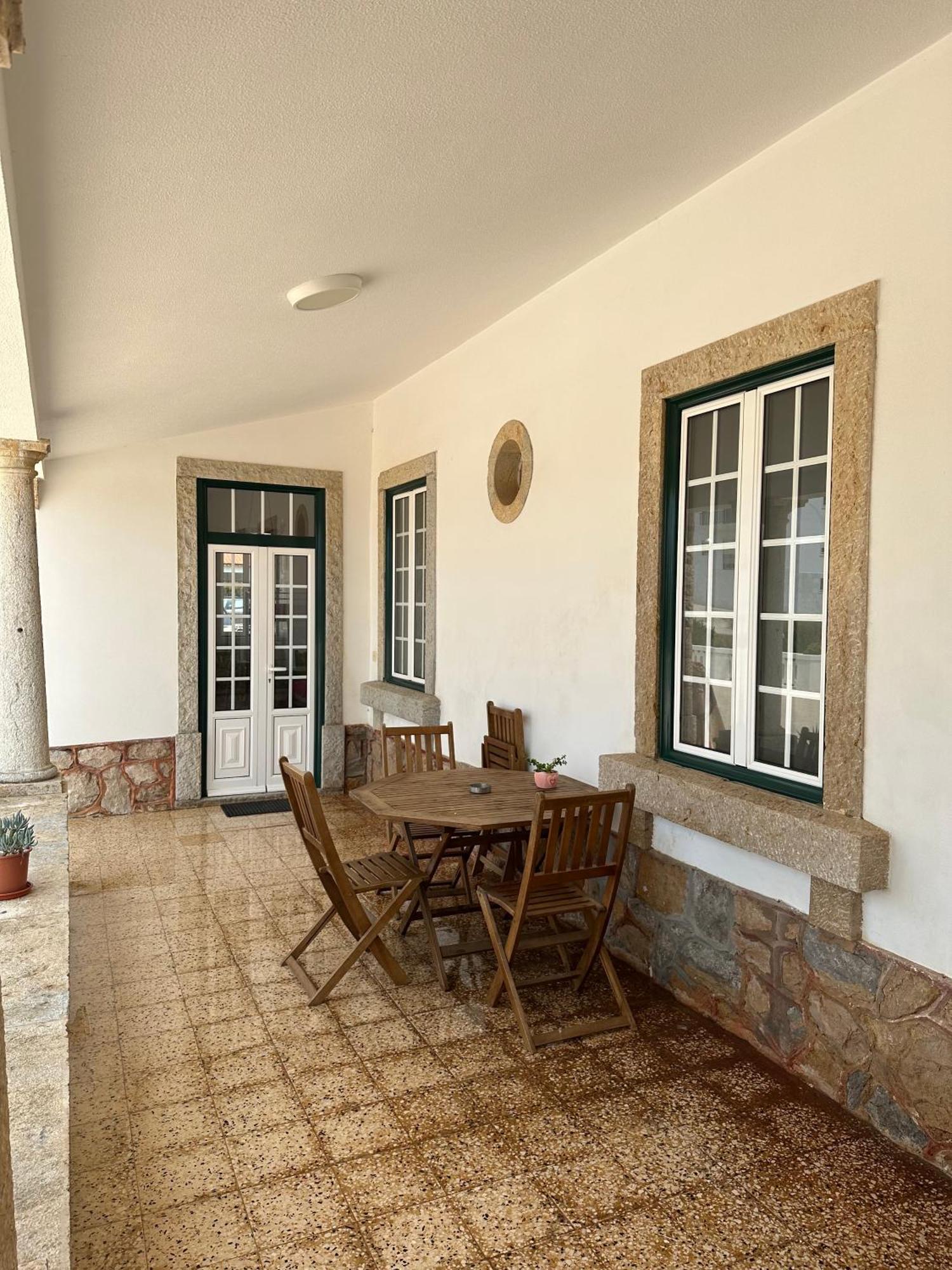 Casa Branca Hostel Ericeira Ngoại thất bức ảnh