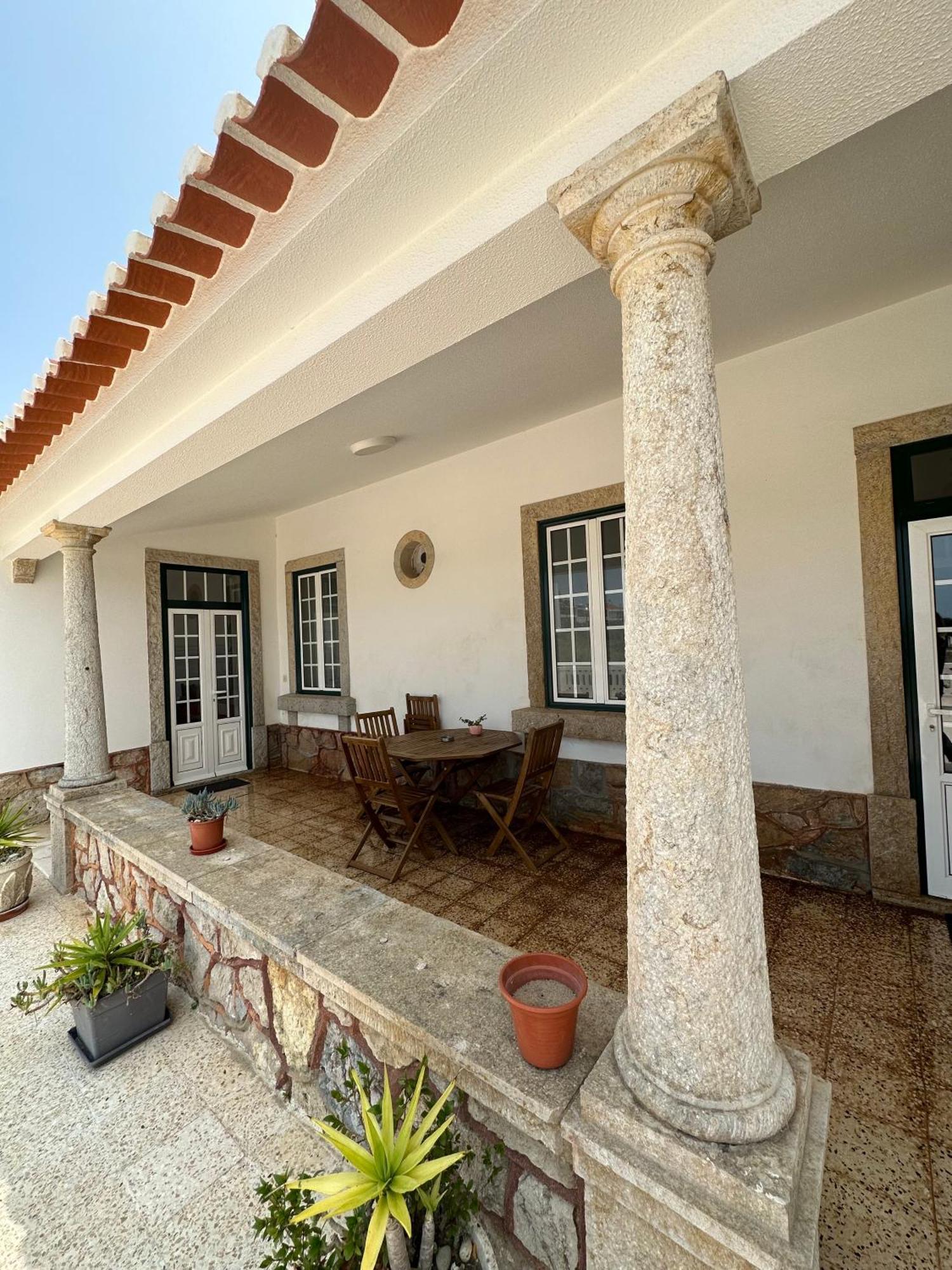Casa Branca Hostel Ericeira Ngoại thất bức ảnh