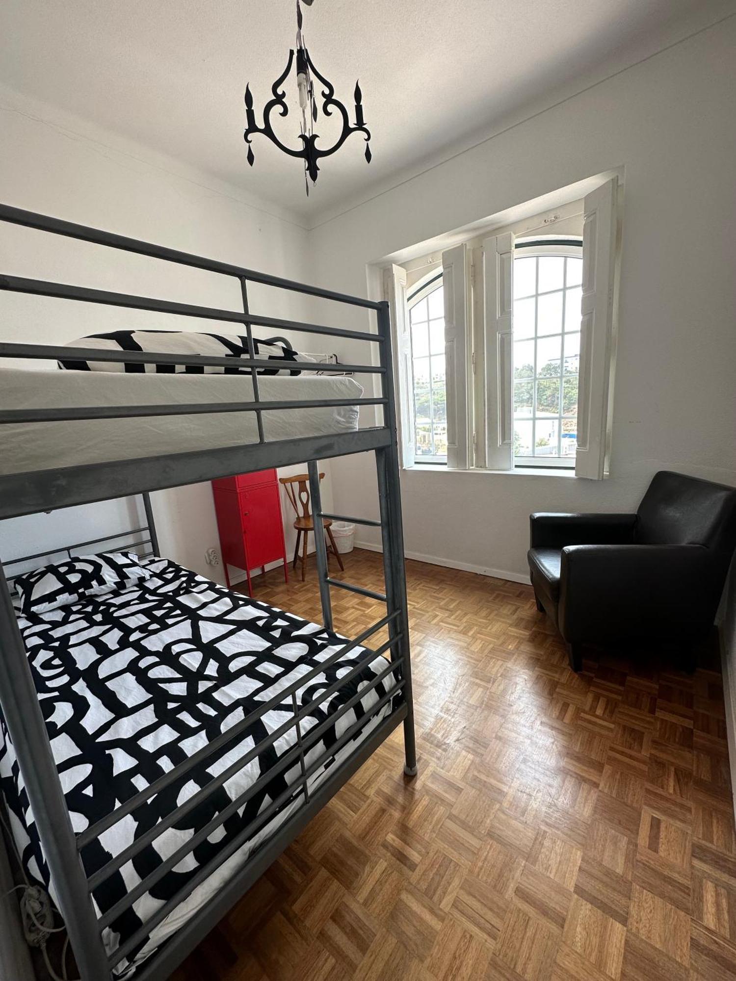 Casa Branca Hostel Ericeira Ngoại thất bức ảnh
