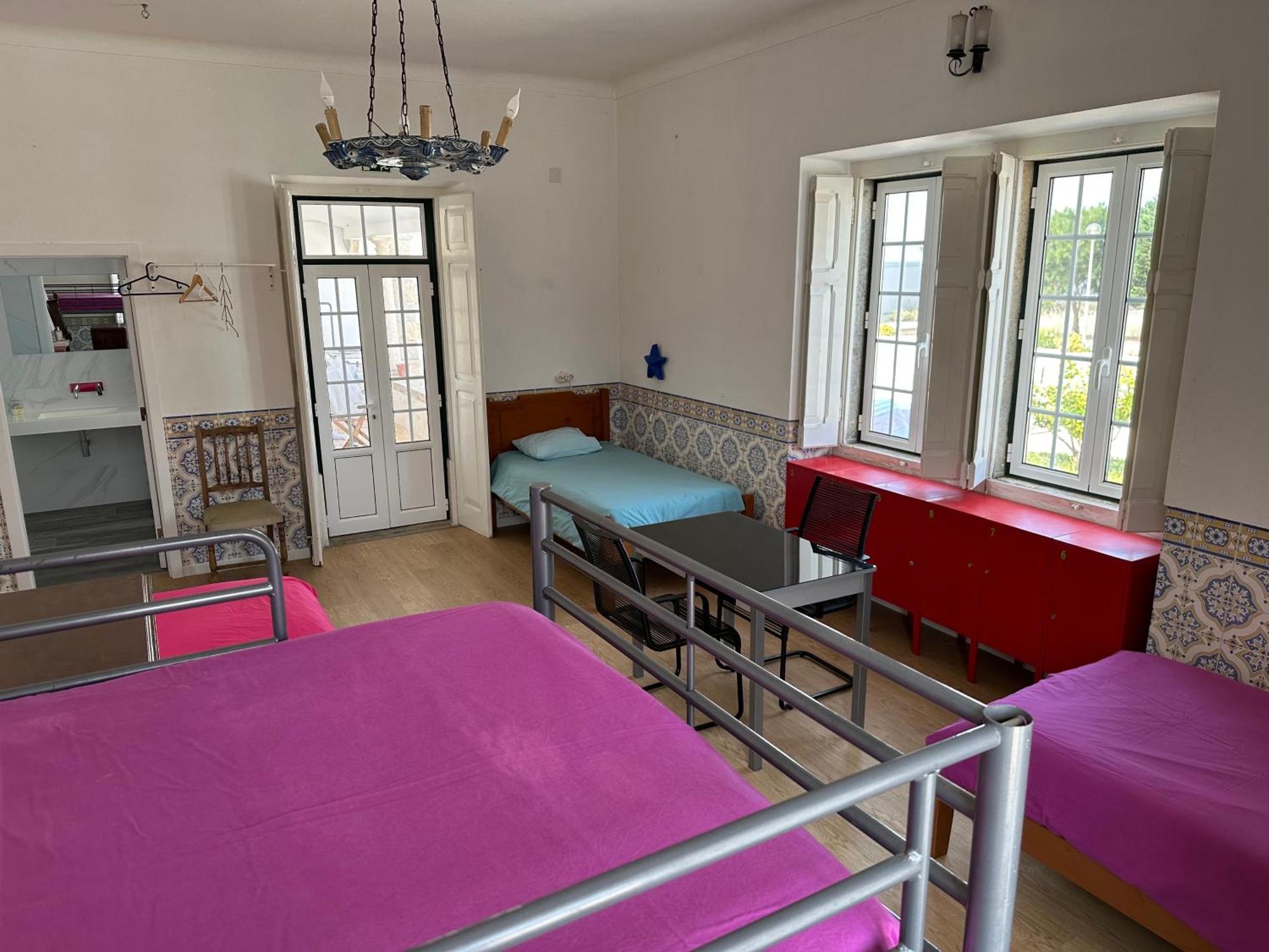 Casa Branca Hostel Ericeira Ngoại thất bức ảnh